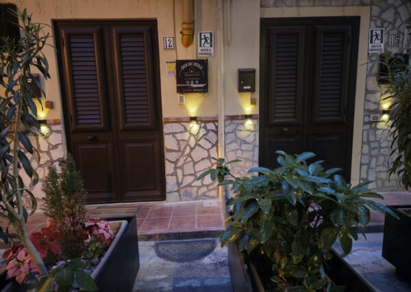 Casa Del Vicolo Apartments - immagine 9